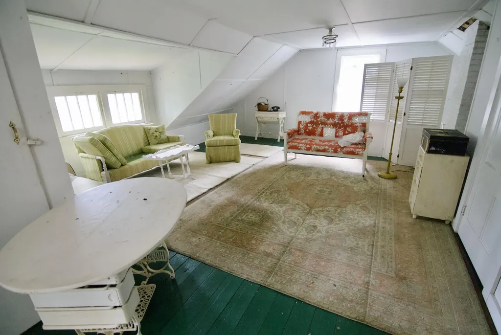 16 Salmon Road Madison ME 04950