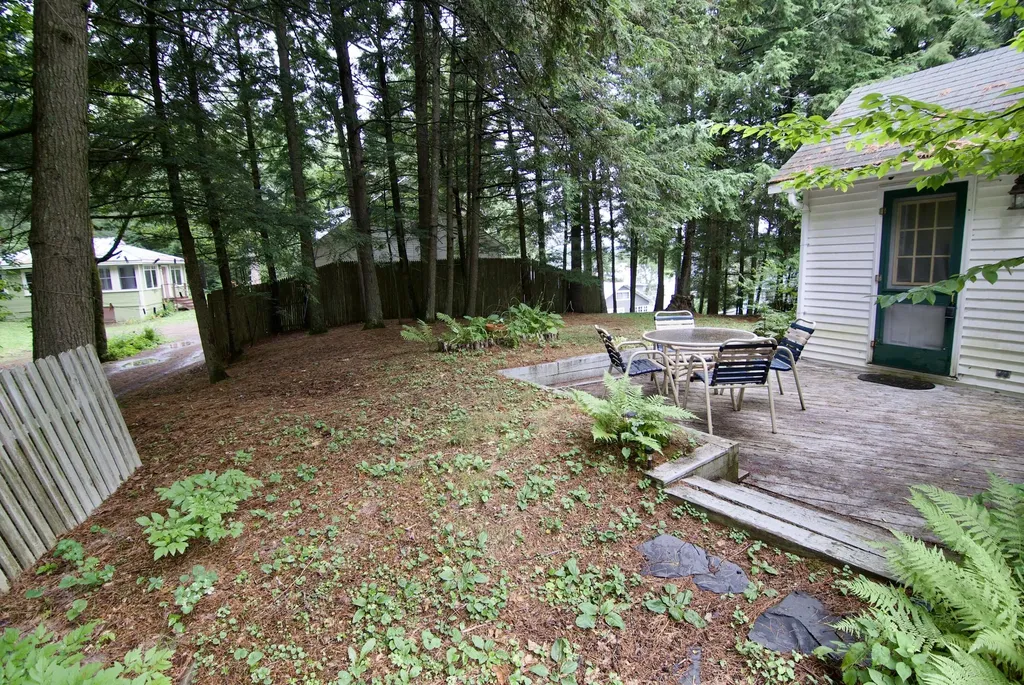 16 Salmon Road Madison ME 04950