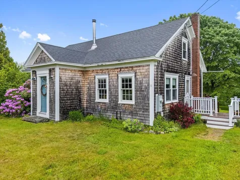 10 Martin Point Road Friendship ME 04547