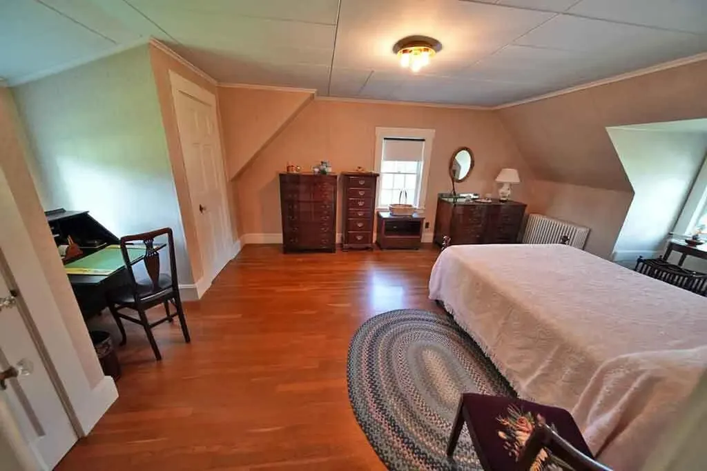 33 Pleasant Street Houlton ME 04730
