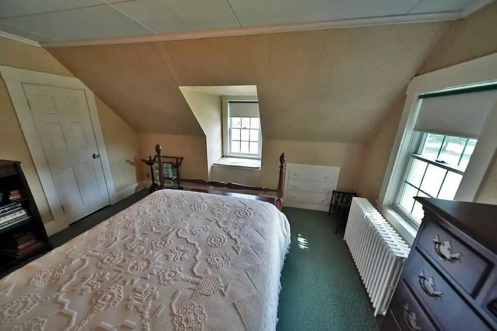 33 Pleasant Street Houlton ME 04730