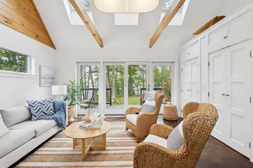 41 Beaver Lodge Lane Phippsburg ME 04562