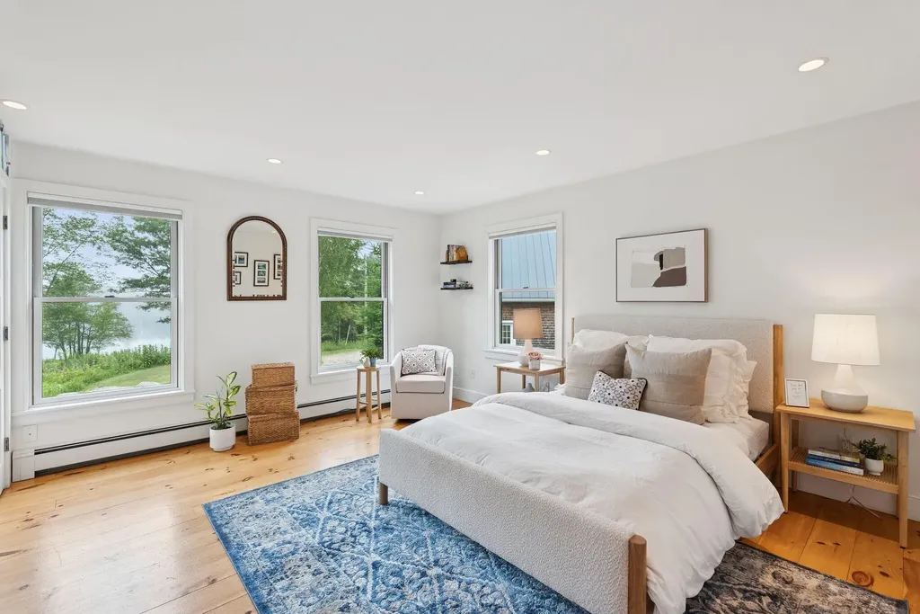 41 Beaver Lodge Lane Phippsburg ME 04562