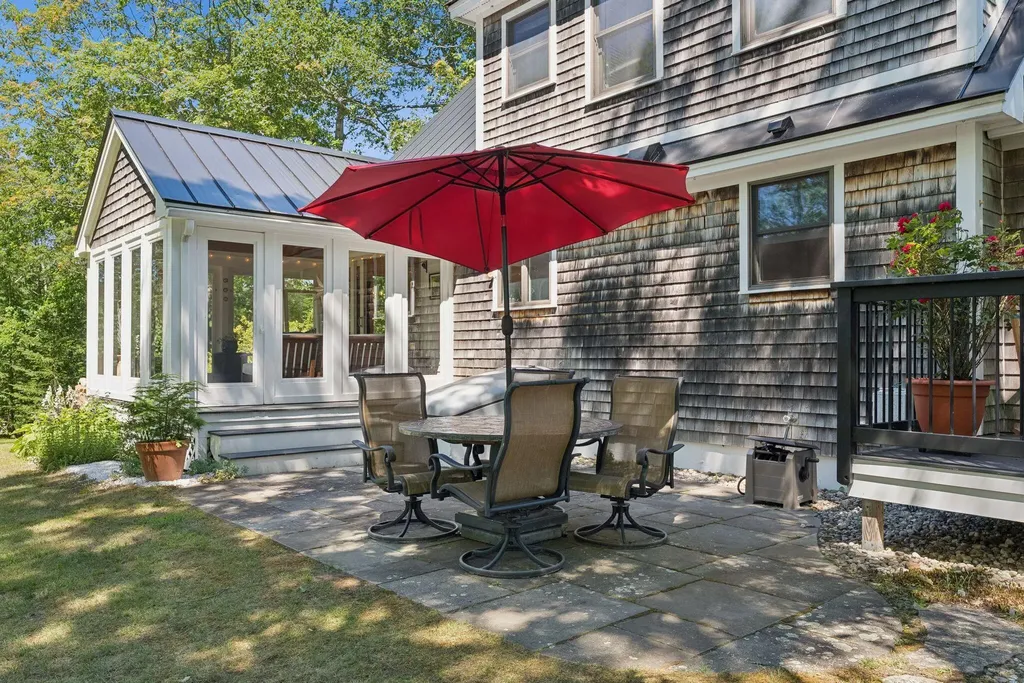 41 Beaver Lodge Lane Phippsburg ME 04562