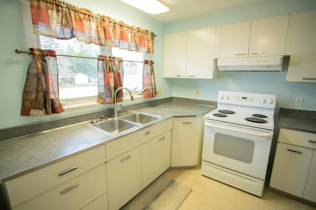 66 Mt Desert Drive Bangor ME 04401