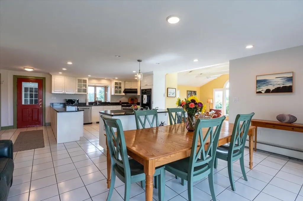 72 Dublin Road South Thomaston ME 04858