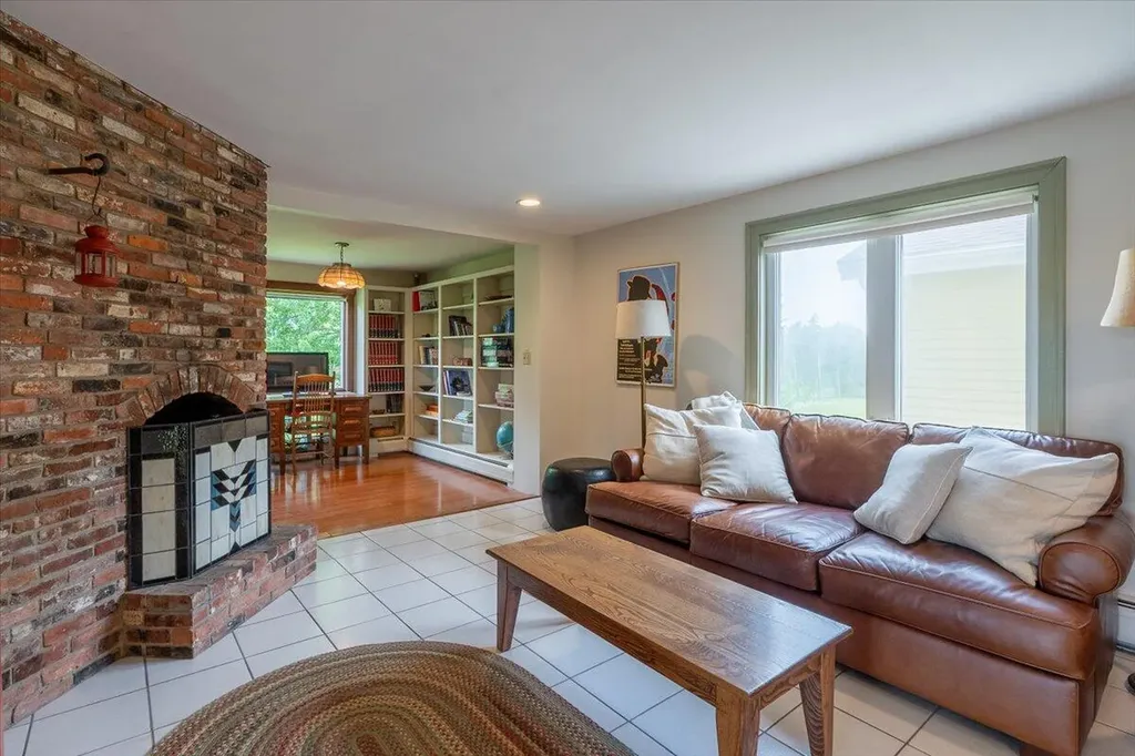 72 Dublin Road South Thomaston ME 04858