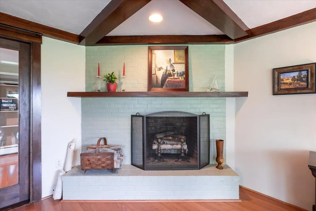 72 Dublin Road South Thomaston ME 04858