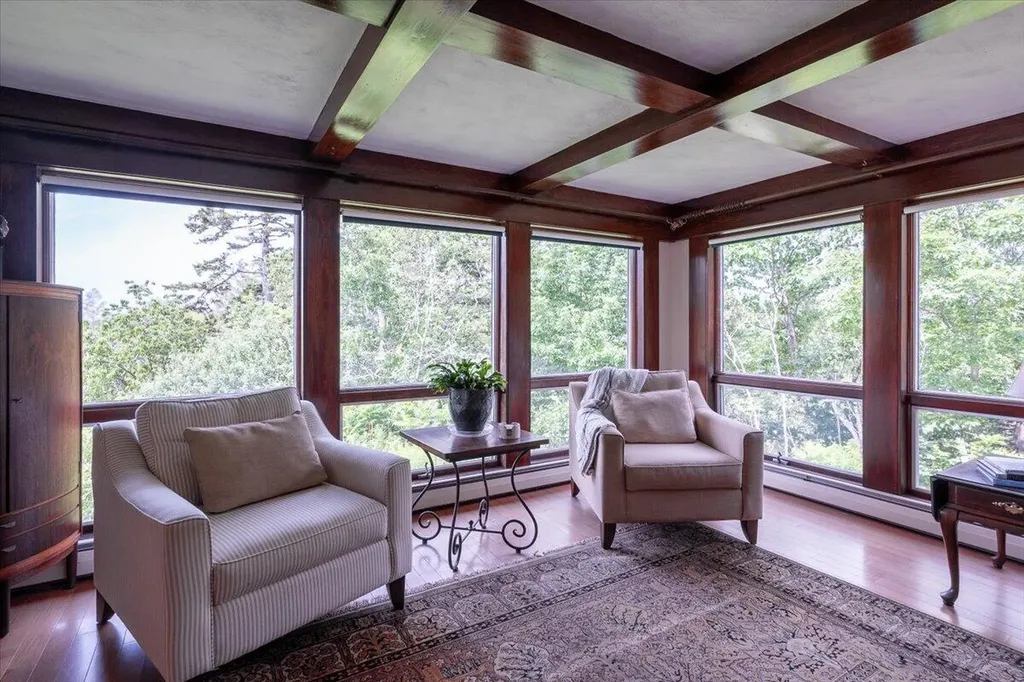 72 Dublin Road South Thomaston ME 04858