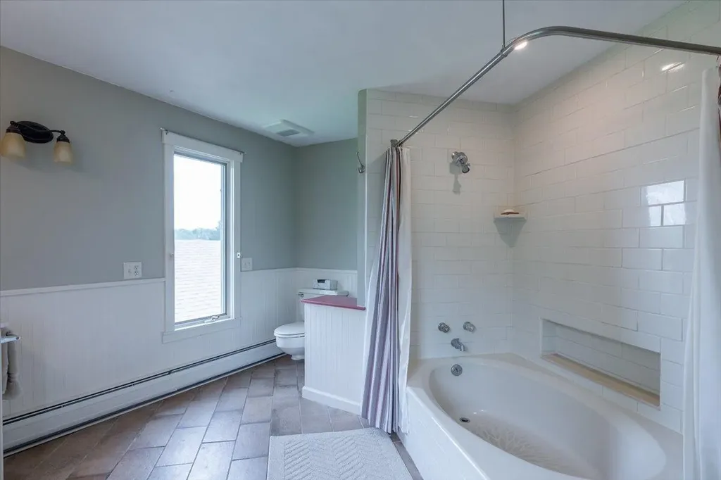 72 Dublin Road South Thomaston ME 04858