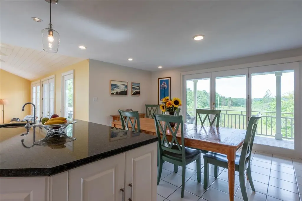 72 Dublin Road South Thomaston ME 04858