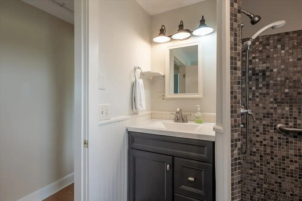 72 Dublin Road South Thomaston ME 04858