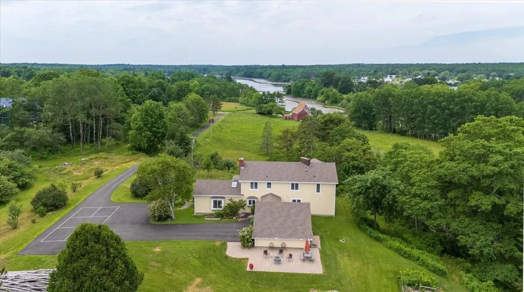 72 Dublin Road South Thomaston ME 04858
