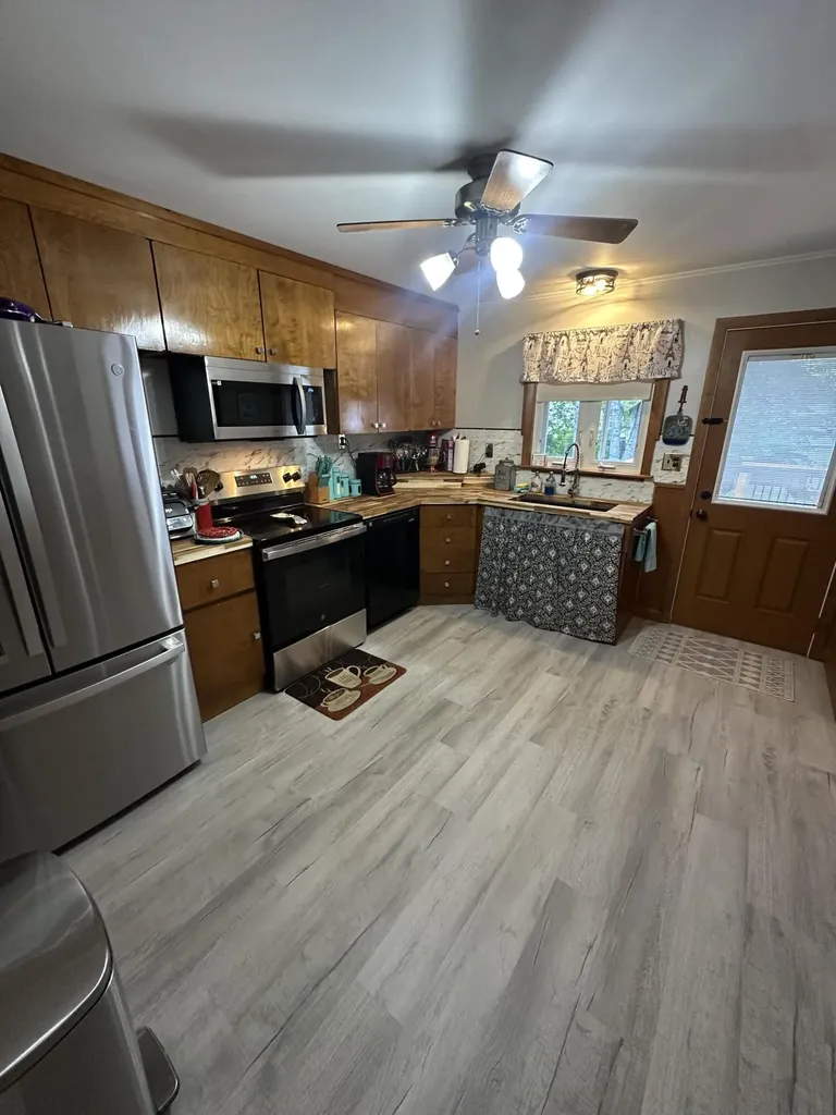 92 Ohio Street Millinocket ME 04462