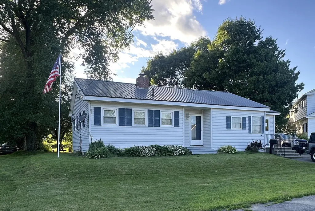 48 Beech Street East Millinocket ME 04430