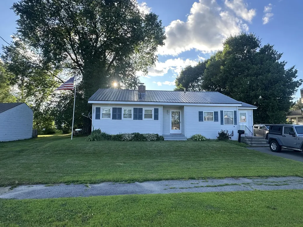 48 Beech Street East Millinocket ME 04430