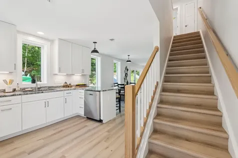17 Cedar Bend Boothbay ME 04537