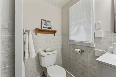 51 Butterworth Drive Naples ME 04055
