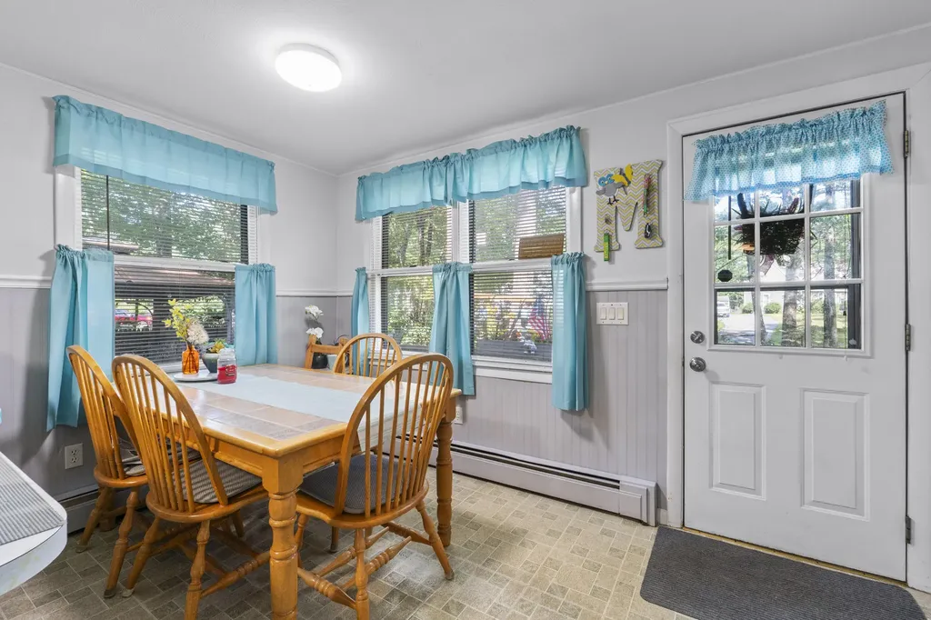 47 Running Brook Road Windham ME 04062