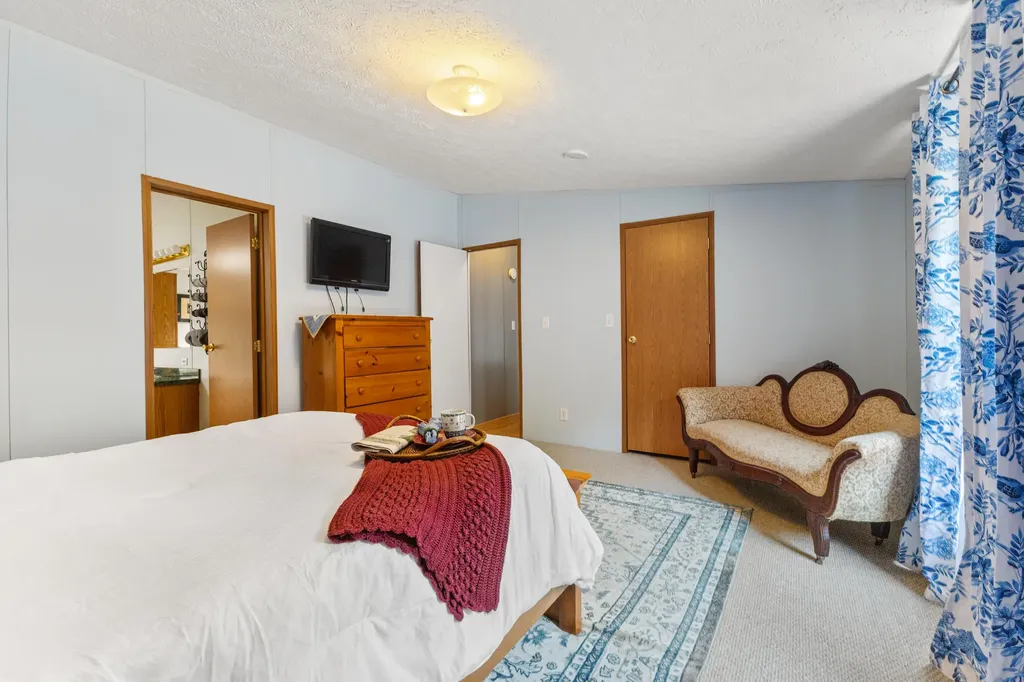 275 Morgan Bay Road Surry ME 04684