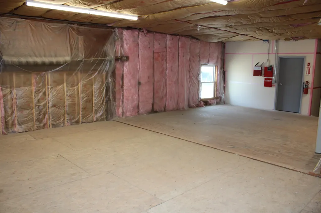250-262 Bomarc Road Bangor ME 04401