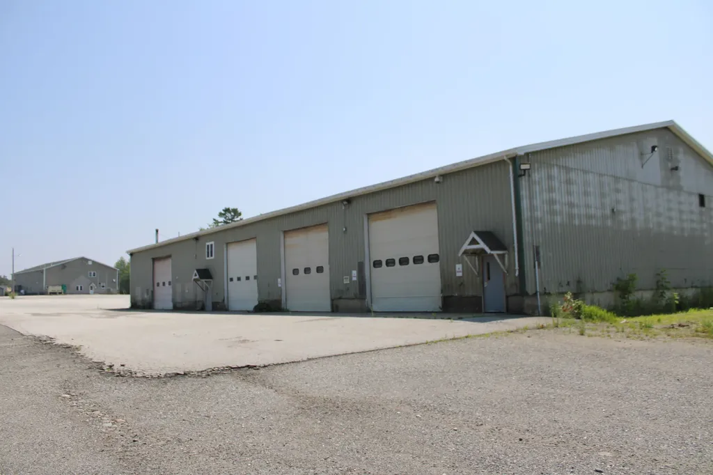 250-262 Bomarc Road Bangor ME 04401