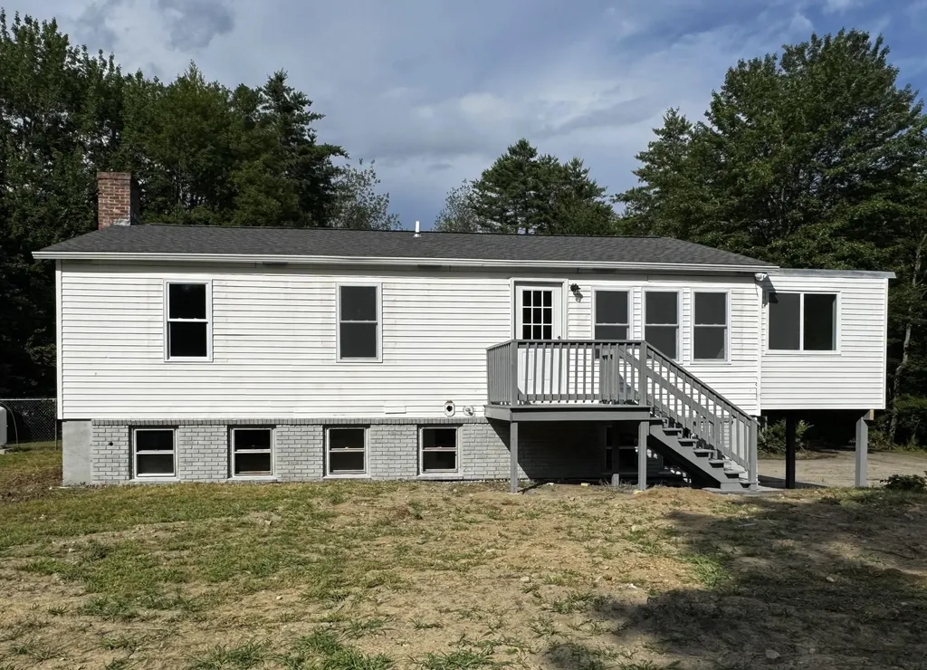 66 Log Cabin Road Arundel ME 04046