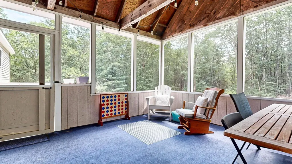 21 Hallczuk Road Biddeford ME 04005