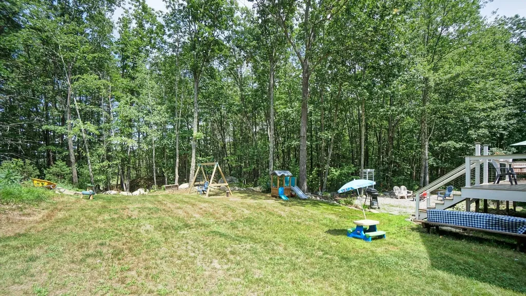21 Hallczuk Road Biddeford ME 04005