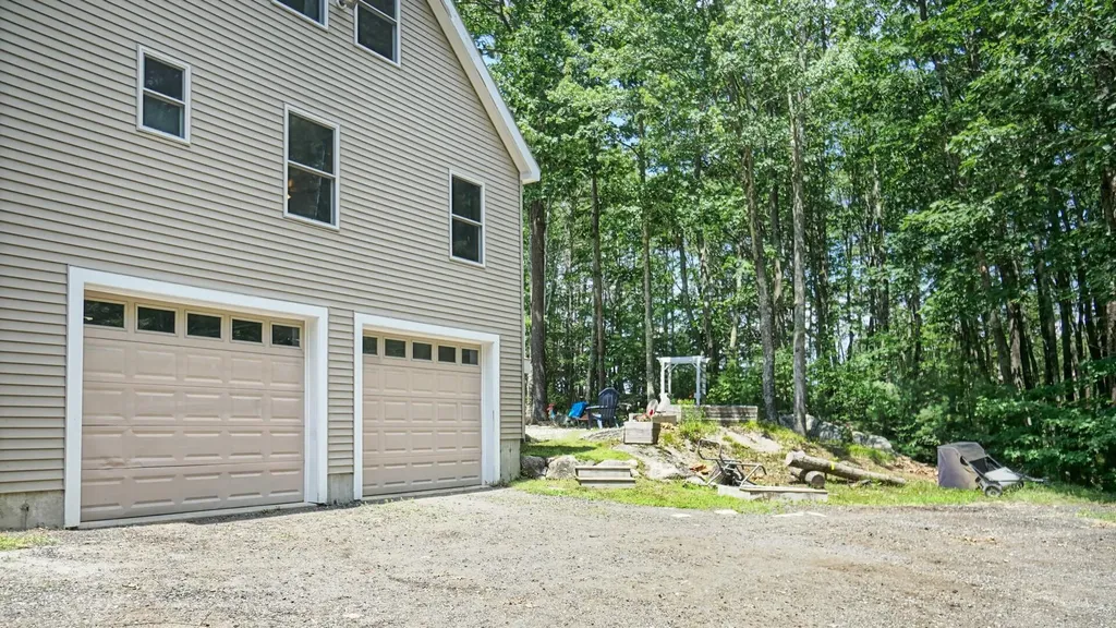 21 Hallczuk Road Biddeford ME 04005