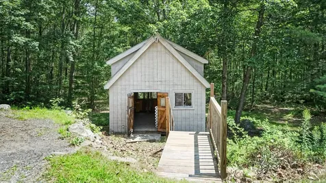 21 Hallczuk Road Biddeford ME 04005