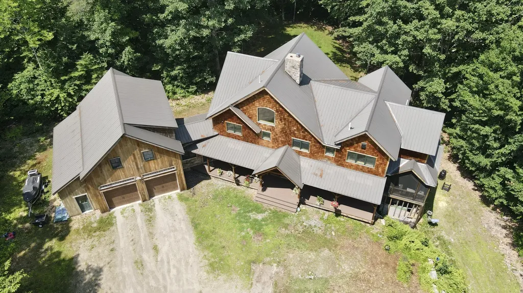37 Cobb Road Raymond ME 04071