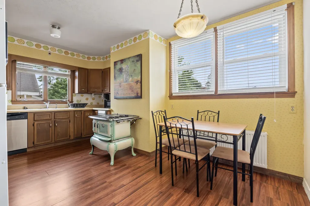 476 Main Street Lewiston ME 04240