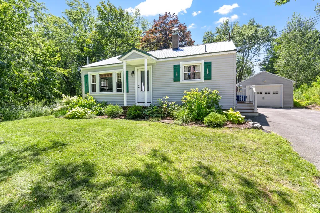 22 Garfield Street Westbrook ME 04092