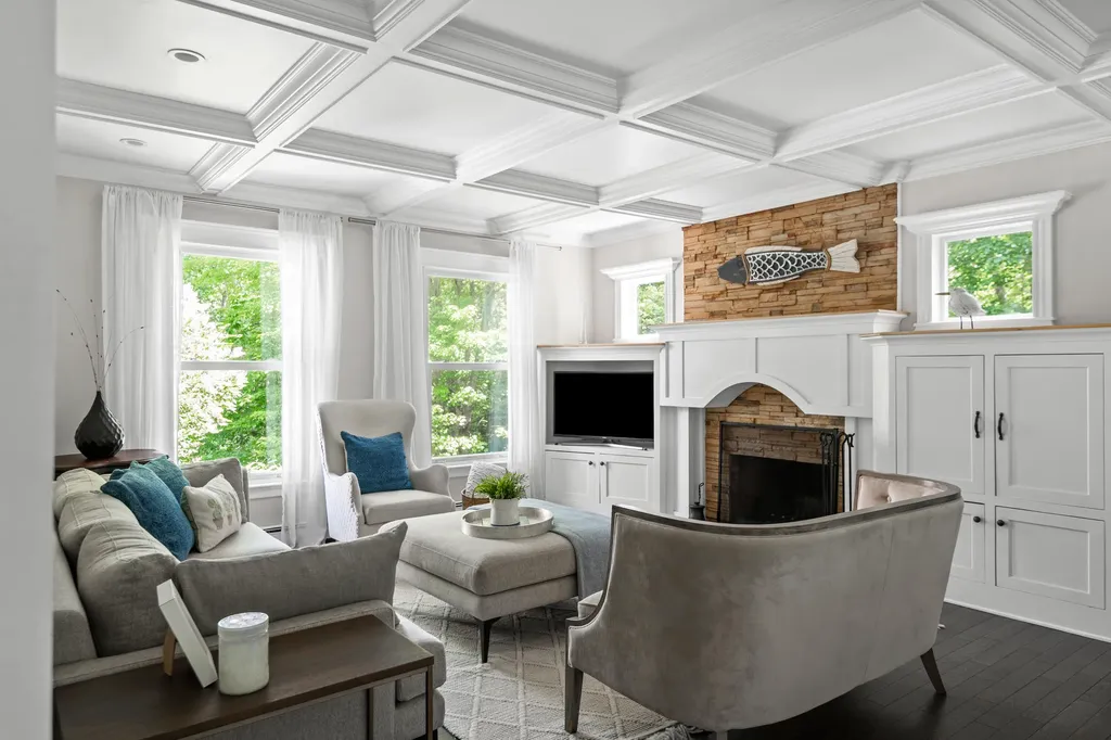 15 Goldenrod Lane Falmouth ME 04105