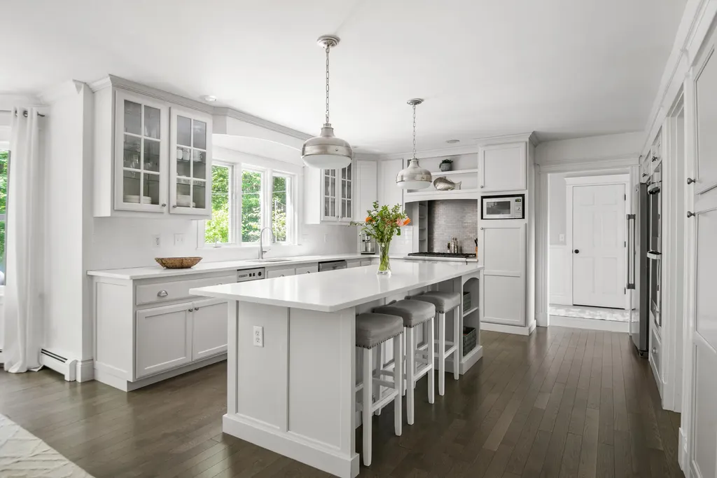 15 Goldenrod Lane Falmouth ME 04105