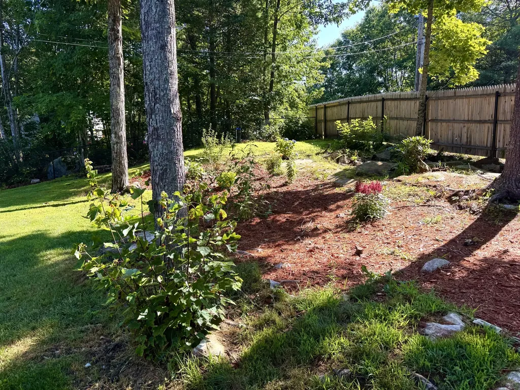 88 Hillcrest Drive Extension Chelsea ME 04330