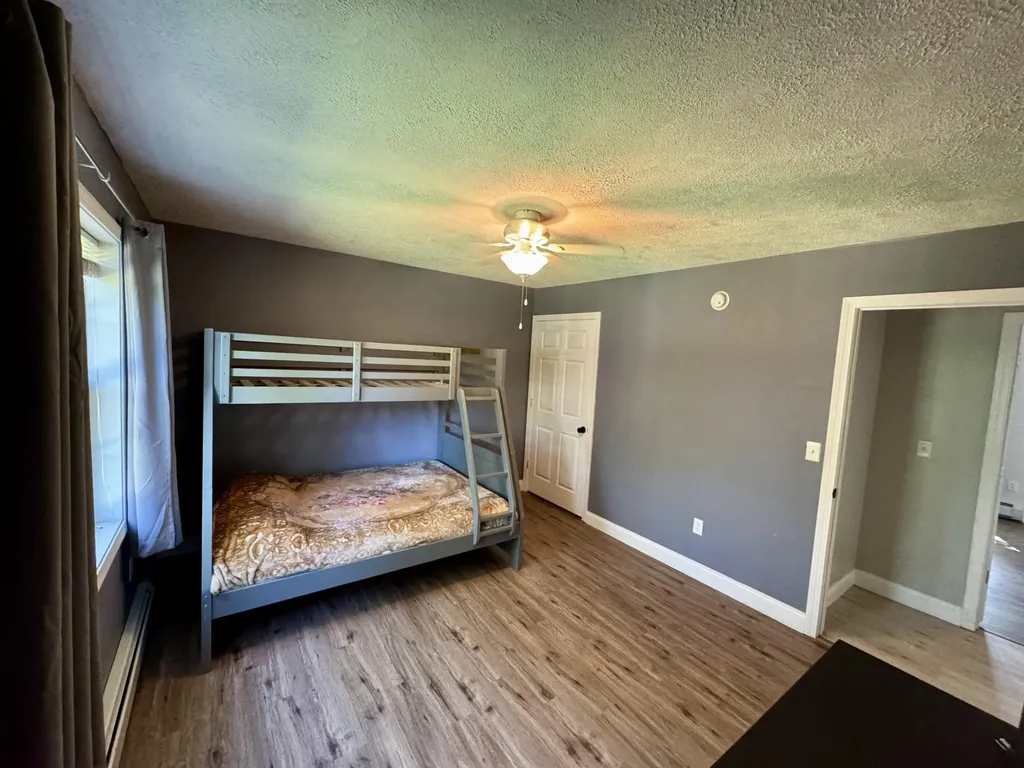 88 Hillcrest Drive Extension Chelsea ME 04330