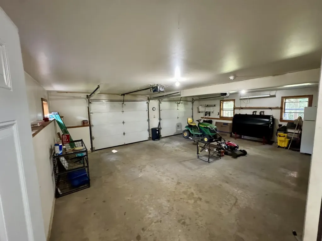 88 Hillcrest Drive Extension Chelsea ME 04330