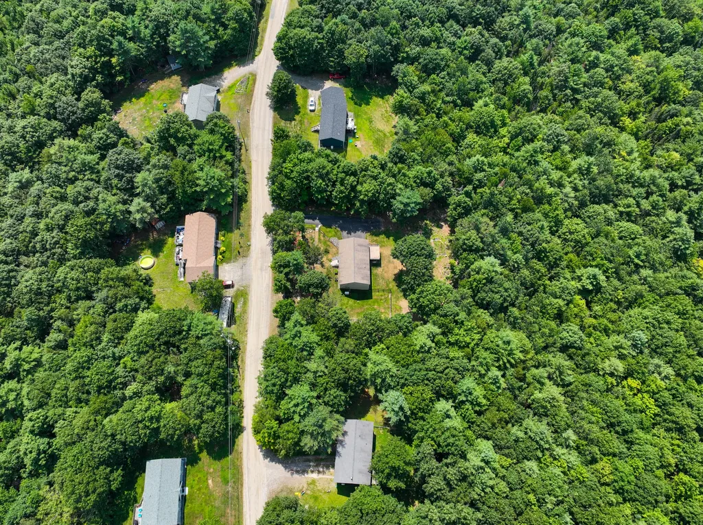 88 Hillcrest Drive Extension Chelsea ME 04330