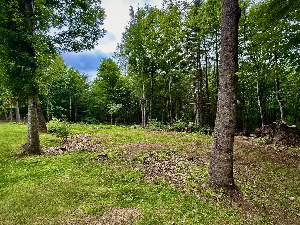 88 Hillcrest Drive Extension Chelsea ME 04330