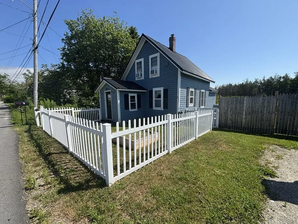31 Feeney Street Jonesport ME 04649