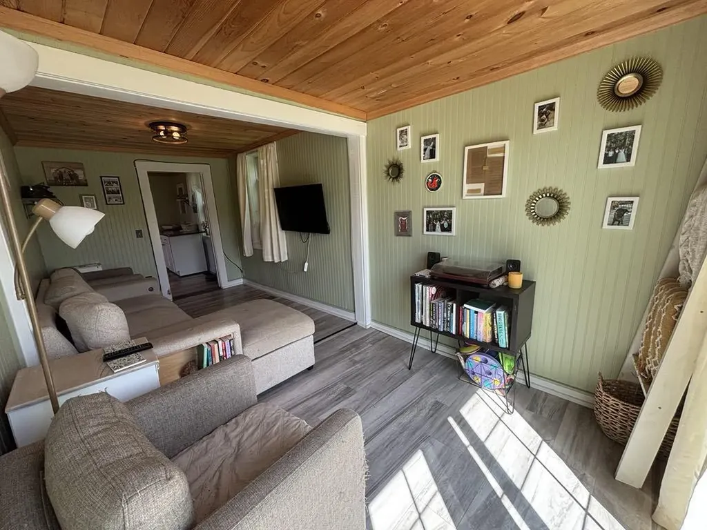 31 Feeney Street Jonesport ME 04649