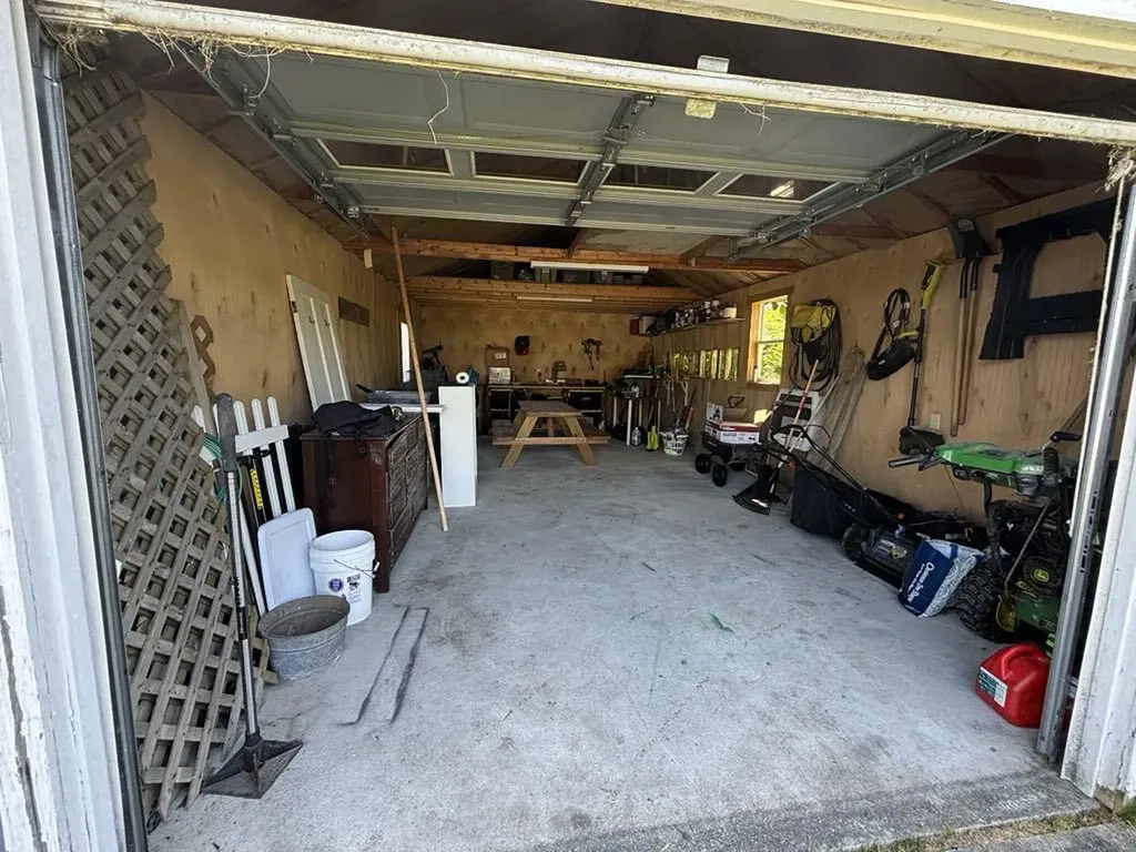 31 Feeney Street Jonesport ME 04649