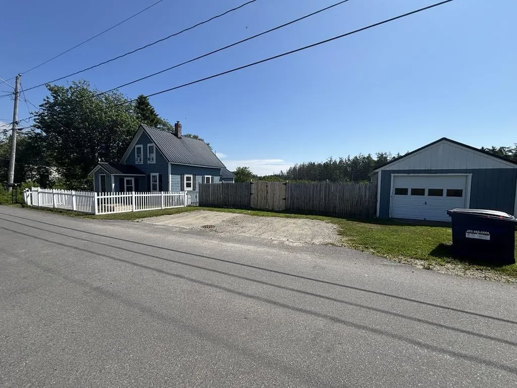 31 Feeney Street Jonesport ME 04649