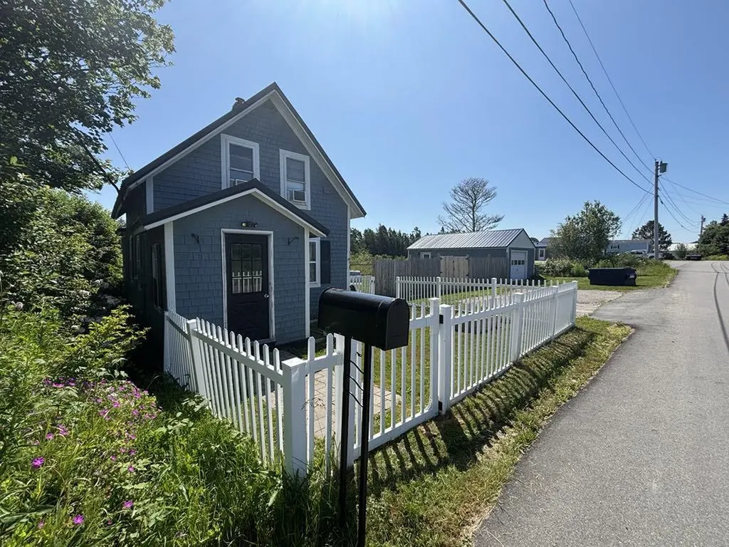 31 Feeney Street Jonesport ME 04649