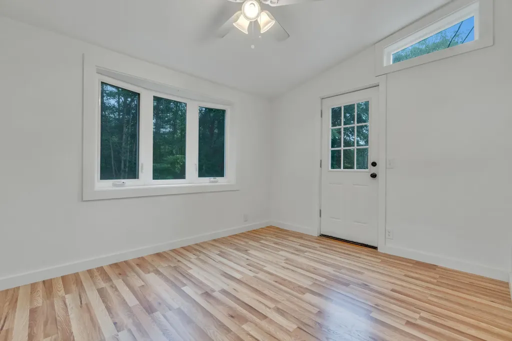 8 Siena Way Eliot ME 03903