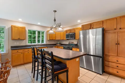 9 Hemlock Hill Road Edgecomb ME 04556