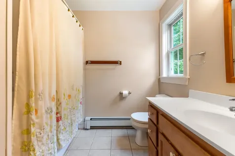 9 Hemlock Hill Road Edgecomb ME 04556