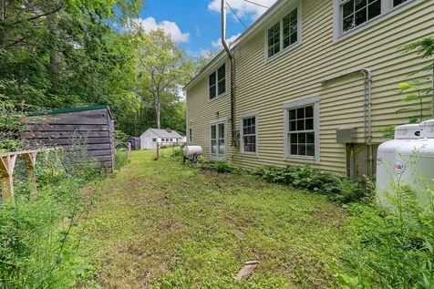 9 Hemlock Hill Road Edgecomb ME 04556